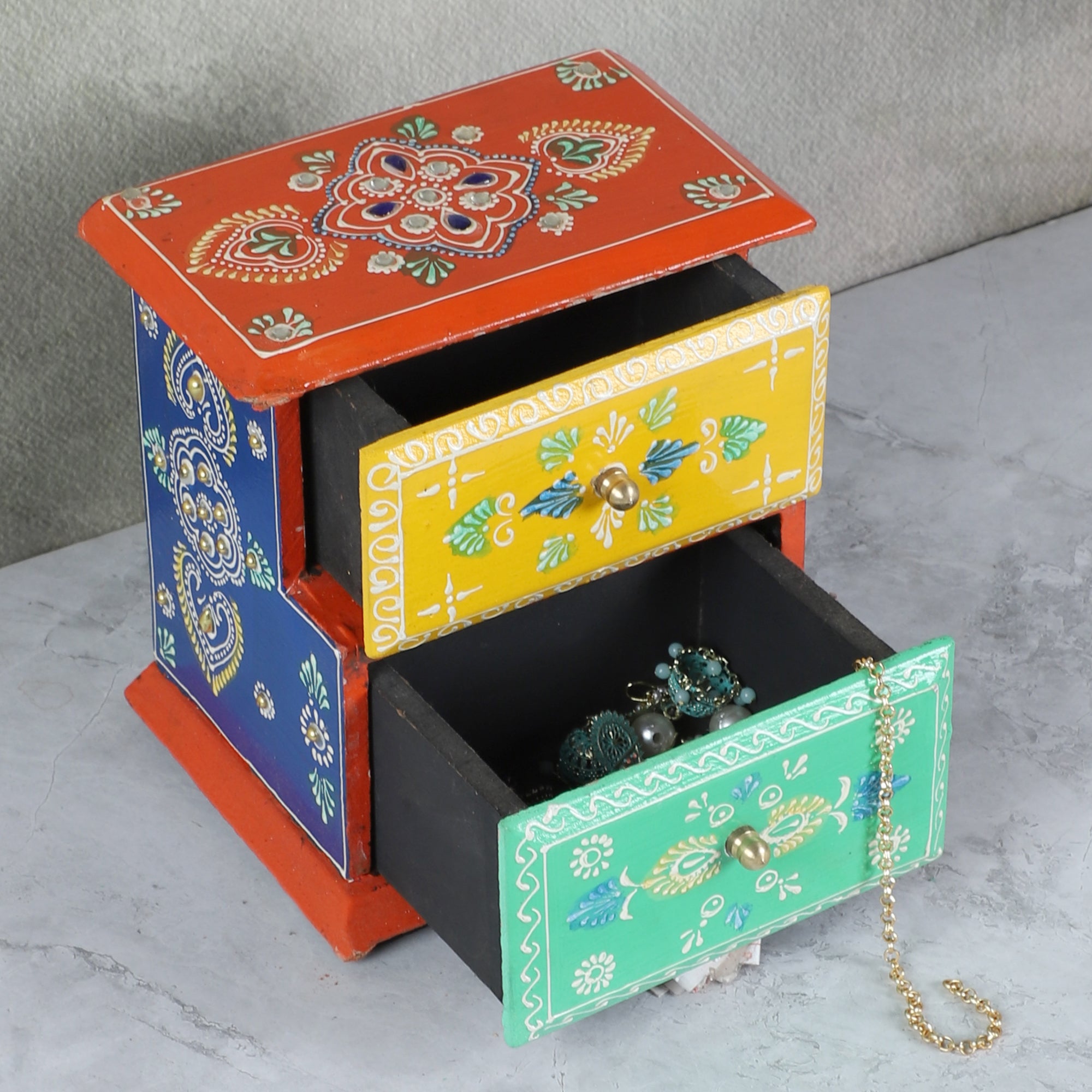 Buy Amoja Handpainted Jewellery Organizer Jewelbox from Vaaree