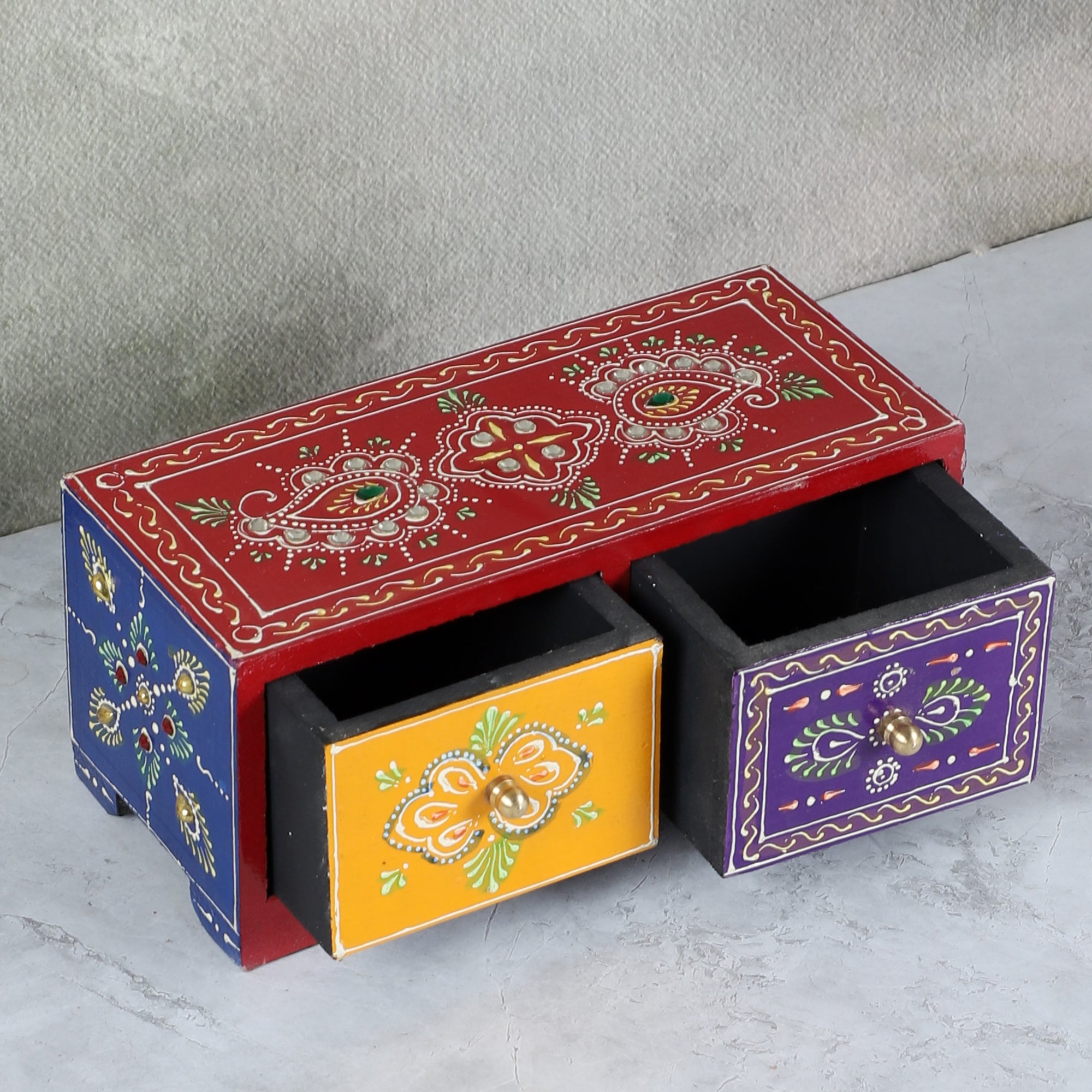 Buy Okra Handpainted Jewellery Organizer Jewelbox from Vaaree