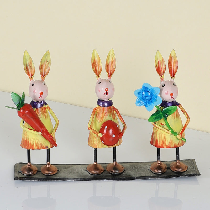 Buy Rabbit Farm Showpiece Showpieces from Vaaree