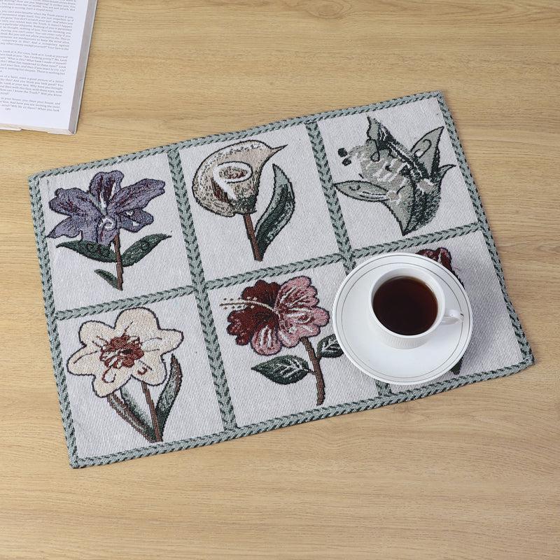 Buy Flower Flo Table Runner & Placemat - Seven Piece Set Table Linen Set from Vaaree