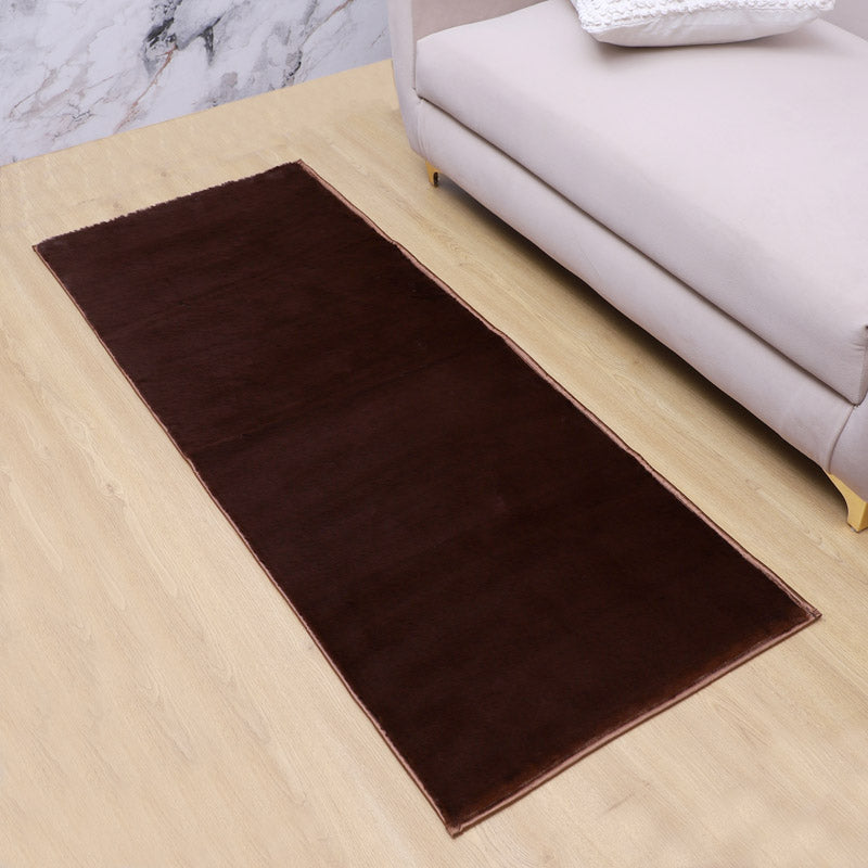 Buy Ileva Anti Skid Bedside Runner - Coffee Runner Rug from Vaaree