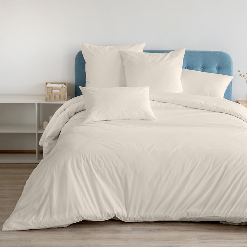 Buy Amelia Duvet Cover With Pillow Covers - Ivory Duvet Covers from Vaaree