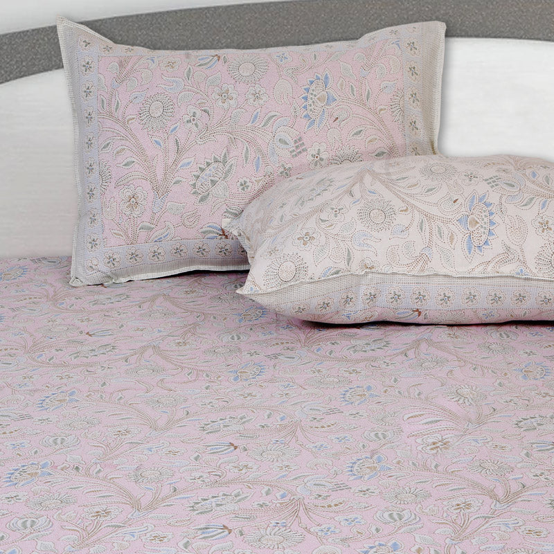 Buy Samuna Floral Bedsheet - Pink Bedsheets from Vaaree