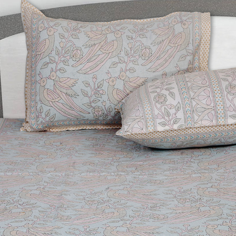 Buy Irava Floral Bedsheet - Blue Bedsheets from Vaaree