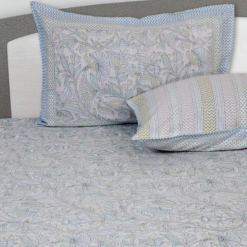 Buy Saagara Floral Bedsheet - Light Blue Bedsheets from Vaaree