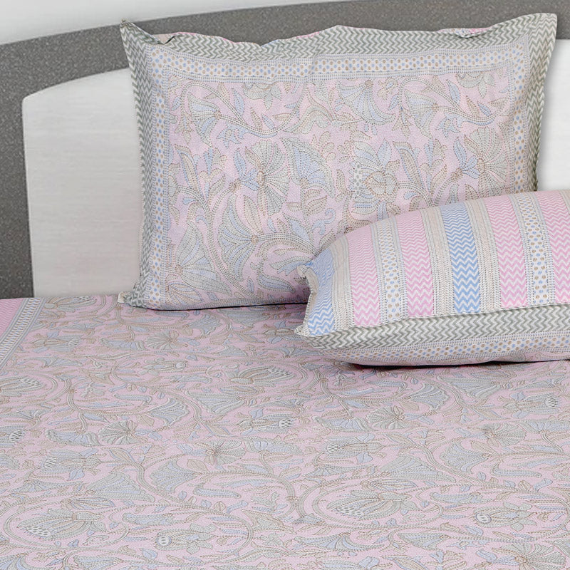 Buy Saagara Floral Bedsheet - Pink & Blue Bedsheets from Vaaree