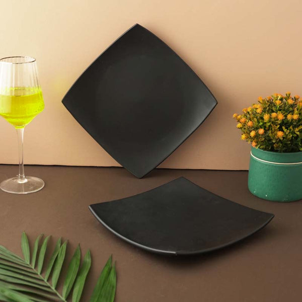 Buy Crisp Brick Edge Dinner Plate - Set Of Two at Vaaree online | Beautiful Dinner Plate to choose from