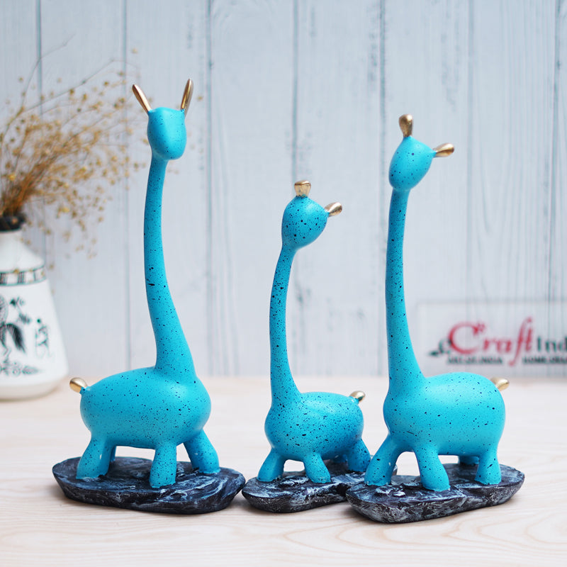 Showpieces - Giraffe Play Showpiece - Set Of Three