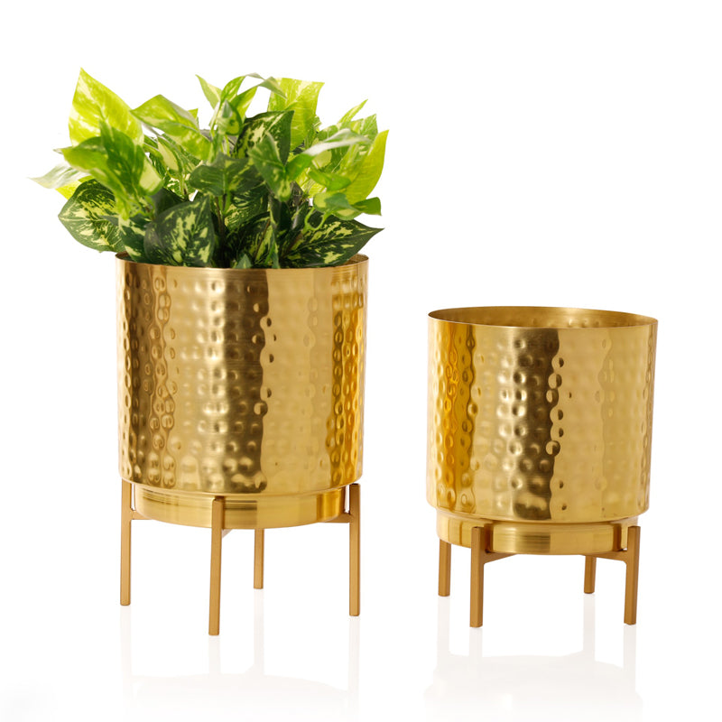 Buy Vida Ember Hammered Planter (Gold) - Set Of Two Pots & Planters from Vaaree