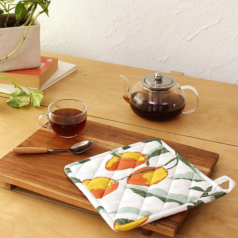 Buy Rasaal Pot Holder (Rust) - Set Of Two Pot Holders from Vaaree