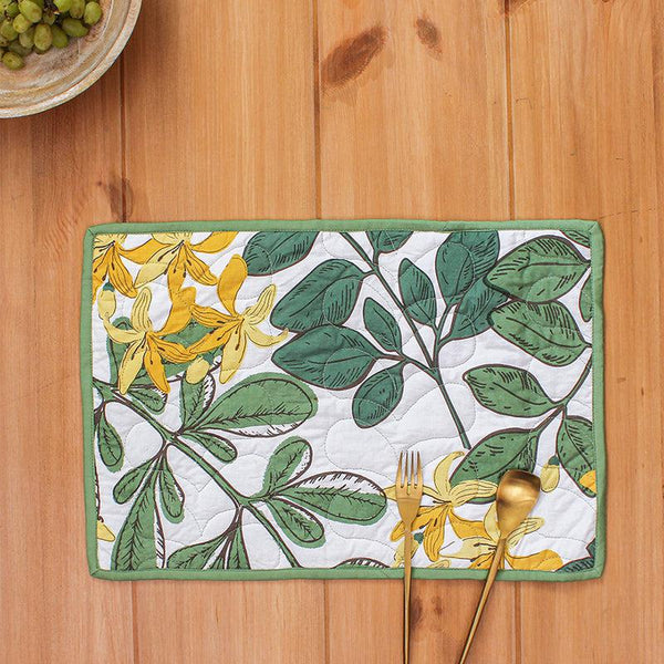 Buy Senjana Placemat (Green) - Set Of Two Table Mats from Vaaree