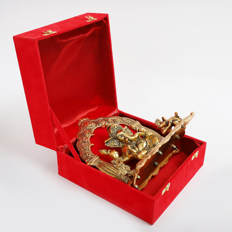 Buy Vinayaka Nitya Idol Gift Box Idols & Sets from Vaaree