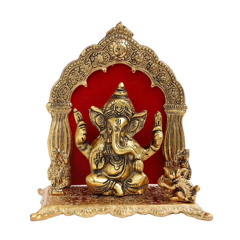 Buy Vinayaka Nitya Idol Gift Box Idols & Sets from Vaaree