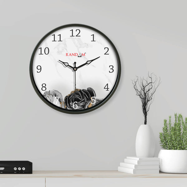 Buy Dangelo Sweep Silent Wall Clock Wall Clock from Vaaree