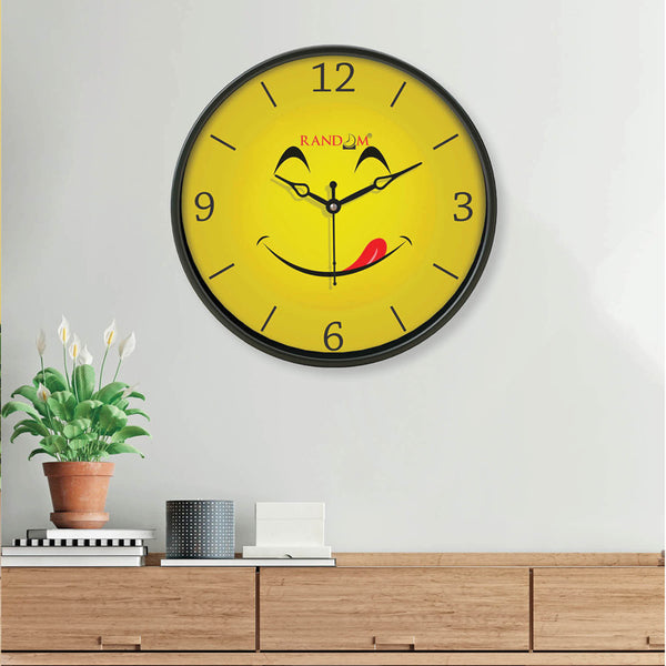 Buy Oliver Sweep Silent Wall Clock Wall Clock from Vaaree