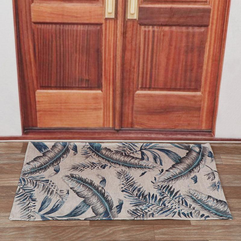 Buy Urva Tropica Door Mat Rugs from Vaaree