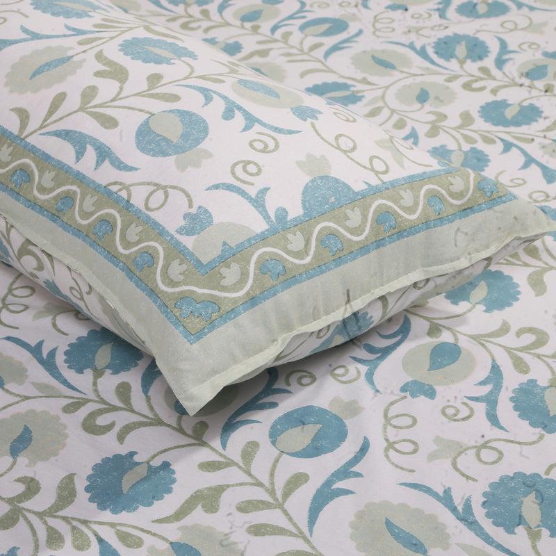 Buy Everett Floral Bedsheet - Green Bedsheets from Vaaree