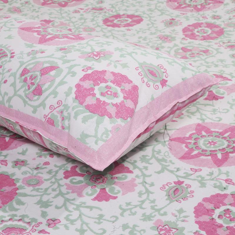 Buy Griffin Floral Bedsheet - Pink Bedsheets from Vaaree