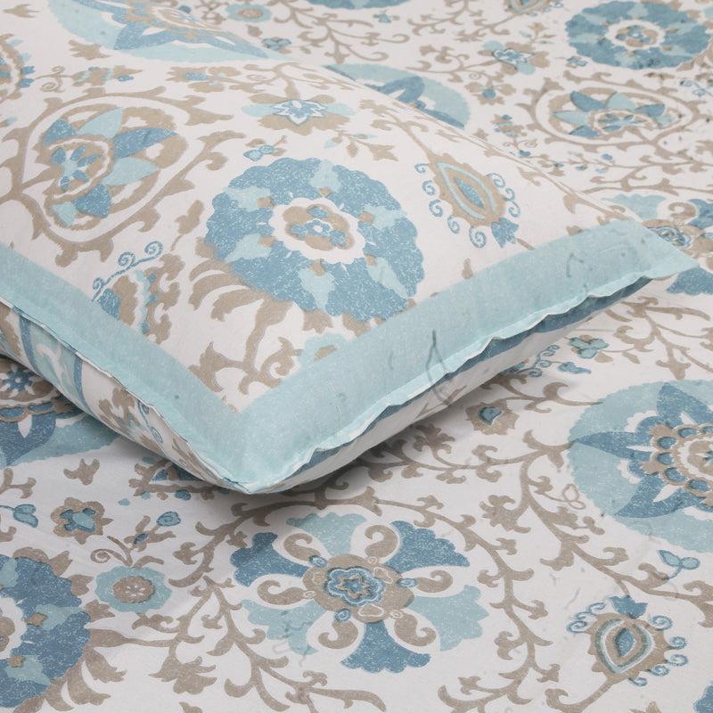 Buy Griffin Floral Bedsheet - Blue Bedsheets from Vaaree