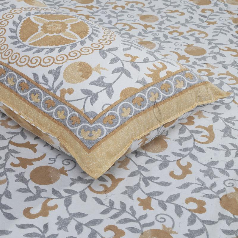 Buy Imani Floral Bedsheet - Brown Bedsheets from Vaaree