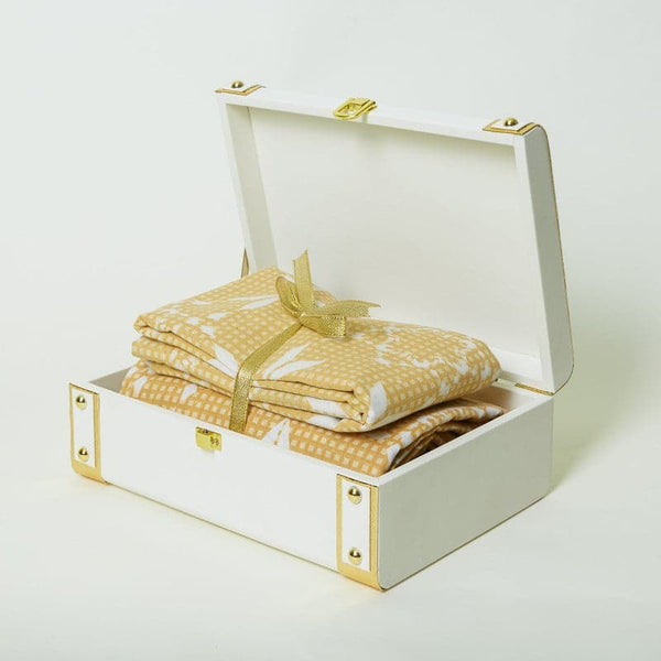 Buy Streek Bedsheet Gift Set Online in India | Gift Box on Vaaree