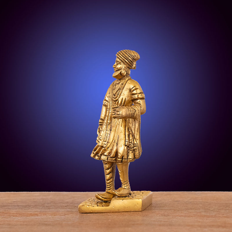 Showpieces - Standing Chhatrapati Shivaji Showpiece