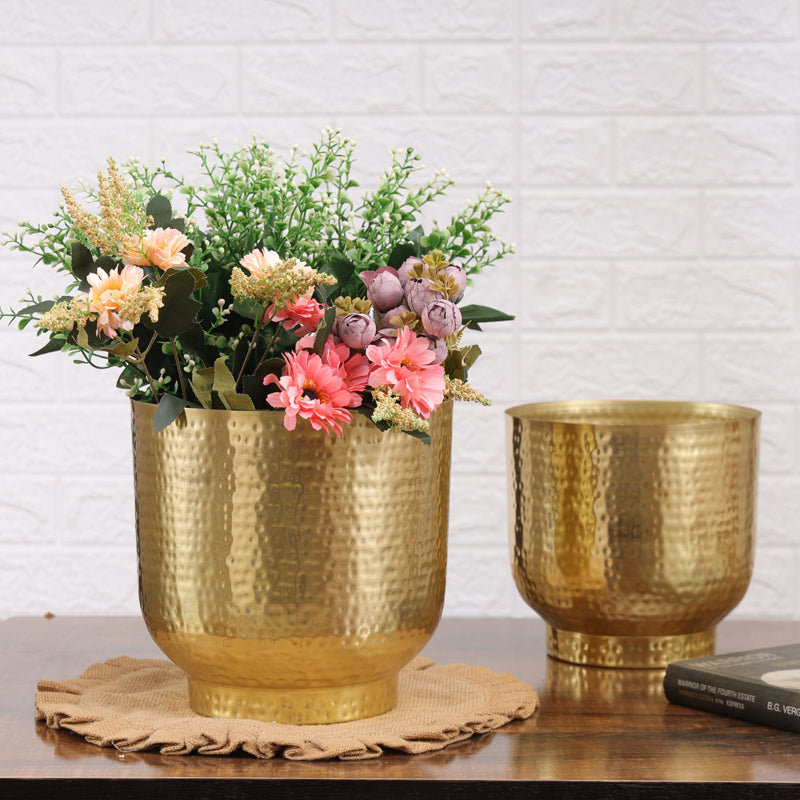 Buy Edo Hammered Golden Planter (Gold) - Set Of Two Pots & Planters from Vaaree