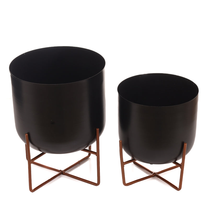 Buy Zeren Olive Hammered Planter (Black) - Set Of Two Pots & Planters from Vaaree