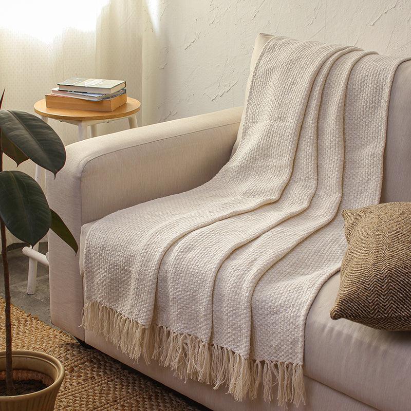 Buy Dima Cotton Throw Throws from Vaaree