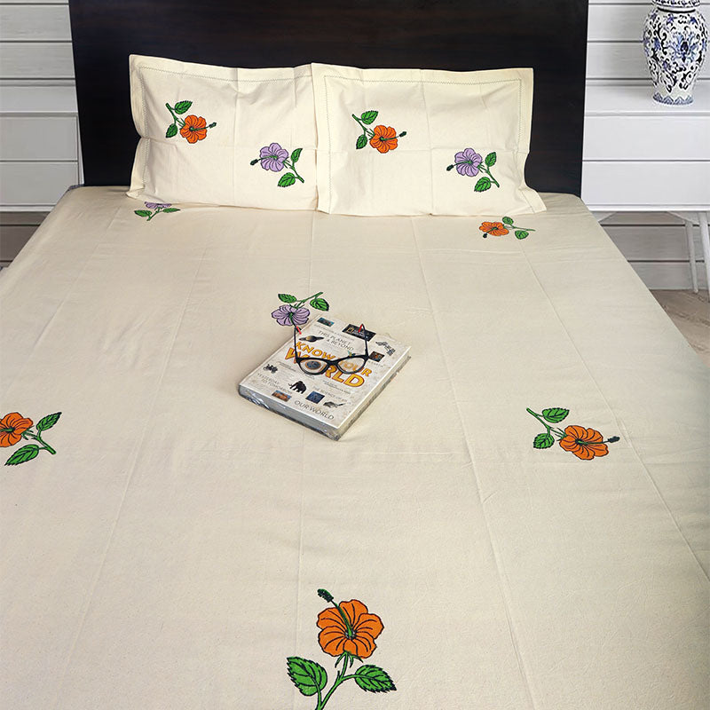 Buy Seth Floral Bedsheet - White & Orange Bedsheets from Vaaree