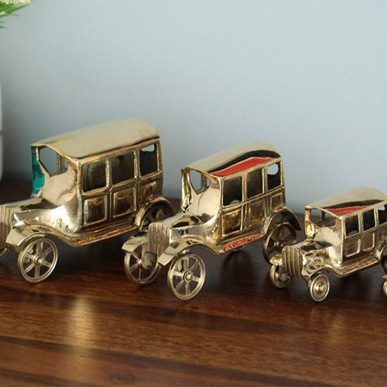 Buy Vintage Cars Showpiece - Set Of Four Showpieces from Vaaree