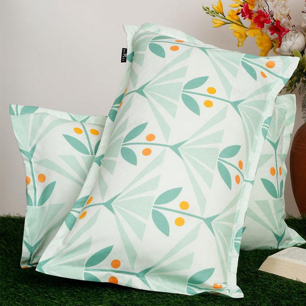 Buy Diyana Floral Pillow Cover - Set Of Two Pillow Covers from Vaaree