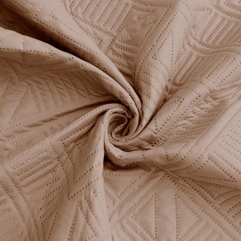 Buy Dvija Quilted Bedcover - Beige Bedcovers from Vaaree