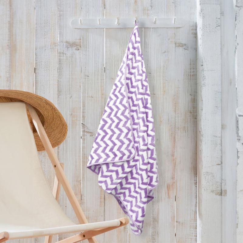 Buy Mervo Stripe Bath Towel (Purple) - Set Of Two Bath Towels from Vaaree