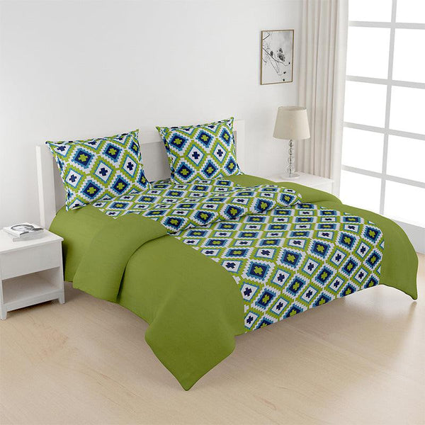 Buy Green Grandeur Geometric Bedding Set Bedding Set from Vaaree