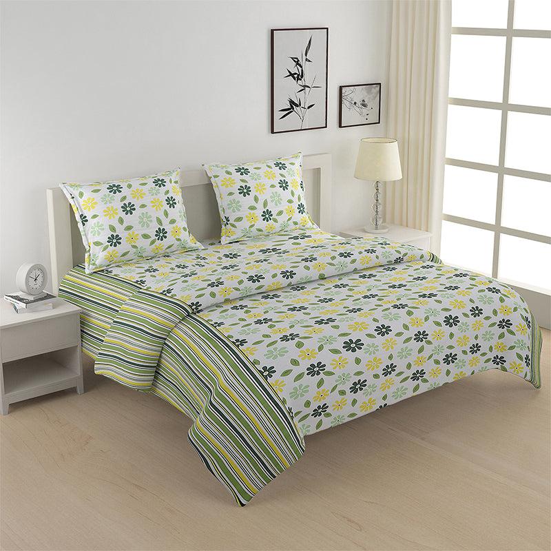 Buy Smera Floral Bedding Set - Green Bedding Set from Vaaree