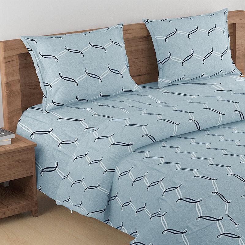 Buy Hailey Harvo Bedding Set - Blue Bedding Set from Vaaree