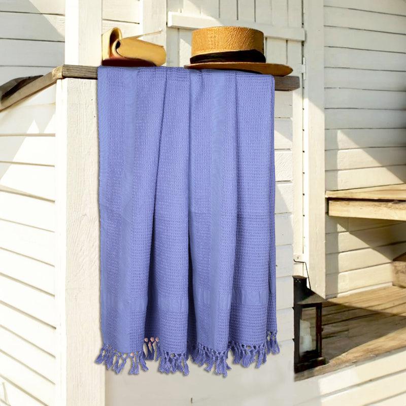 Buy Avera Bath Towel (Blue) - Set Of Two Bath Towels from Vaaree