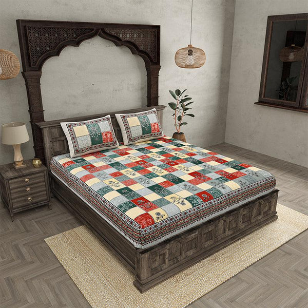 Buy Pihu Geomatric Bedsheet - Multicolor Bedsheets from Vaaree