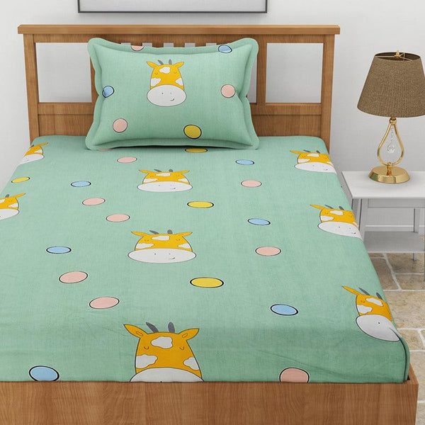 Buy Party Moo Kids Bedsheet - Emerald Green Bedsheets from Vaaree