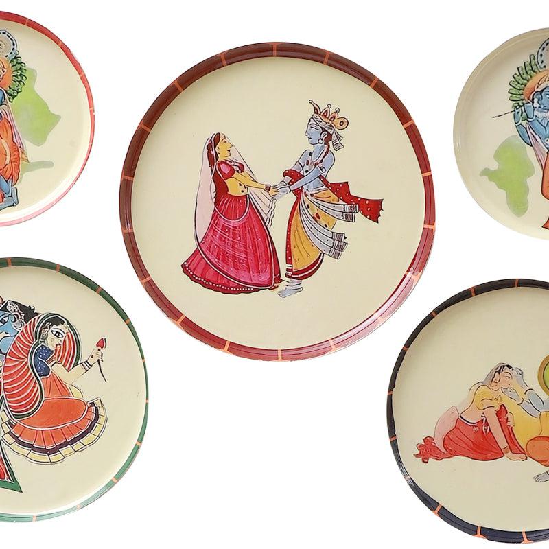 Buy Radhey Krishna Metal Wall Plate - Set Of Five Wall Plates from Vaaree