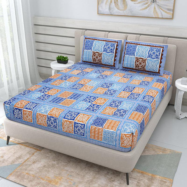 Buy Bida Geometric Bedsheet -Blue Bedsheets from Vaaree