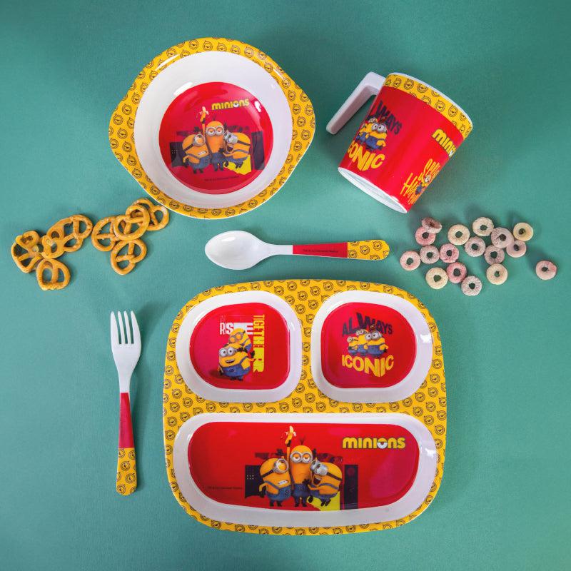 Buy Minion Magic Kids Dining Set - Five Piece Set Kids Dinner Set from Vaaree