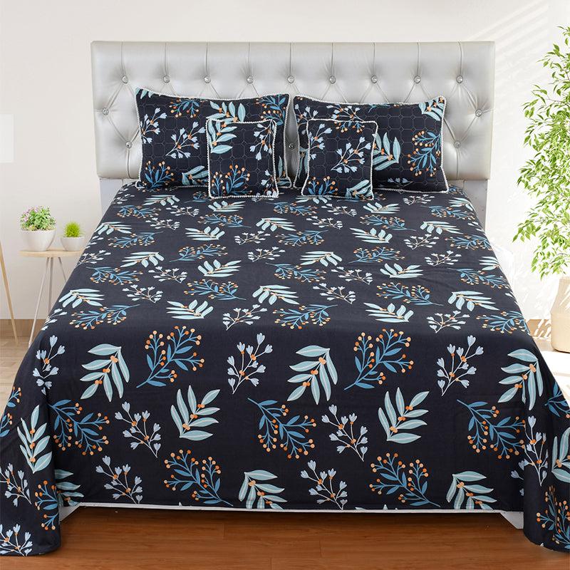 Buy Glimora Pompom Laced Bedding Set - Five Piece Set Bedding Set from Vaaree