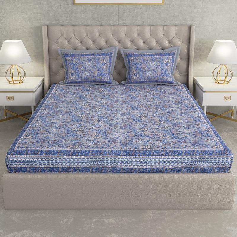 Buy Baxter Floral Bedsheet - Blue Bedsheets from Vaaree