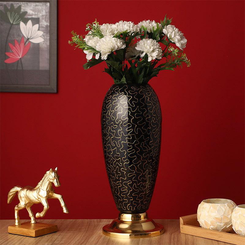 Buy Mirozza Vase - Black Vase from Vaaree