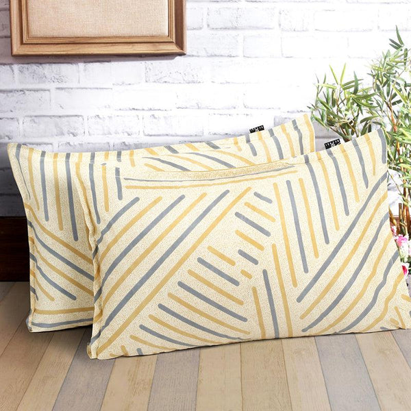 Buy Loma Stripe Pillow Cover - Set Of Two Pillow Covers from Vaaree