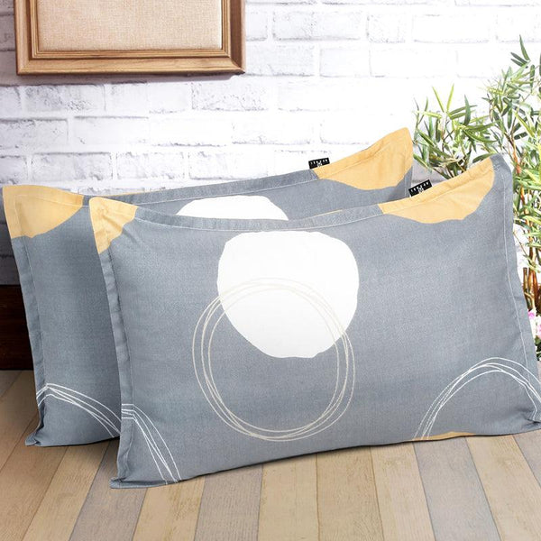 Buy Revo Pillow Cover - Set Of Two Pillow Covers from Vaaree