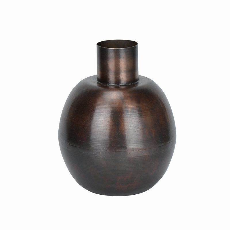 Buy Recco Metal Vase Vase from Vaaree