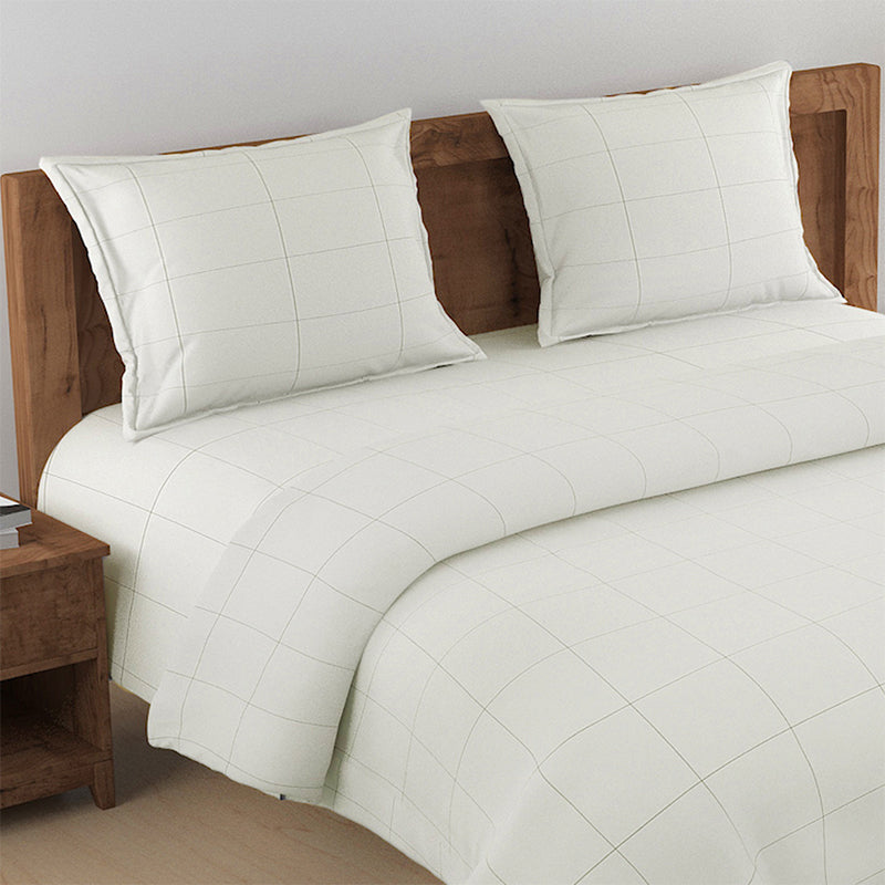 Buy Brayden Grided Bedding Set Bedding Set from Vaaree